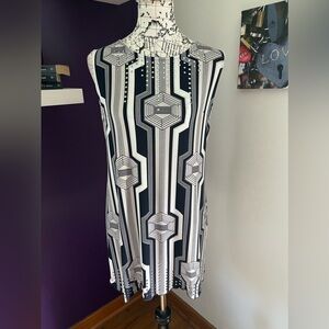 7 for $30 Alfani Black & White Sleeveless Dress